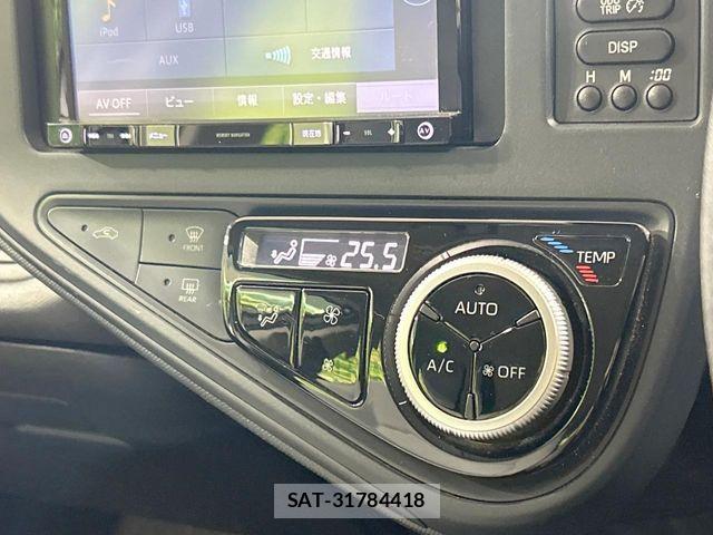 Toyota AQUA 2017-10 6813677-4