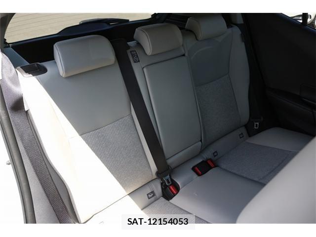 Toyota AQUA 2025-12 6813641-14