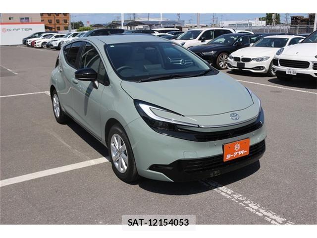 Toyota AQUA 2025-12 6813641-21