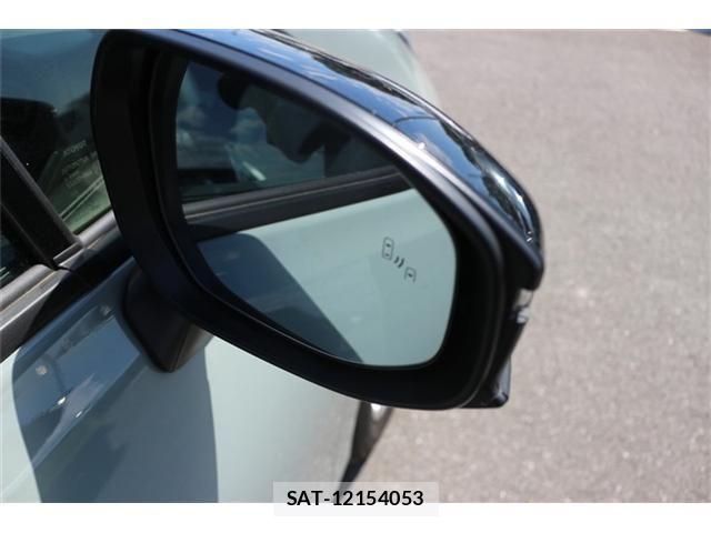 Toyota AQUA 2025-12 6813641-25