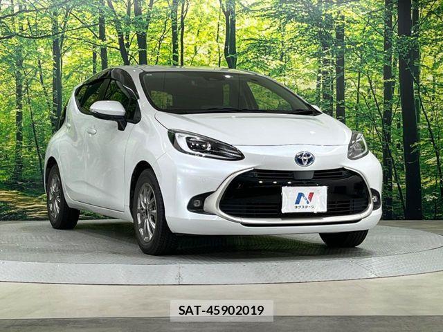 Toyota AQUA 2023-09 6813642-15