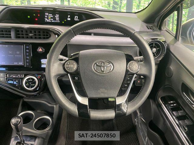 Toyota AQUA 2019-09 6813657-10