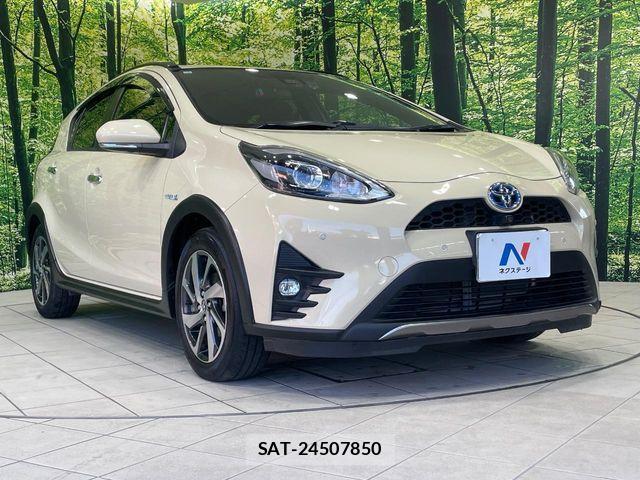 Toyota AQUA 2019-09 6813657-15