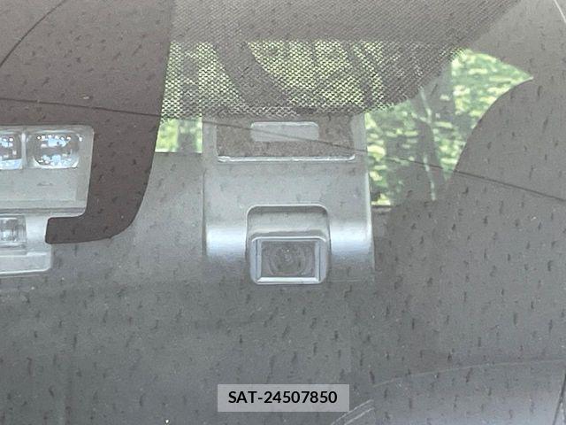 Toyota AQUA 2019-09 6813657-6