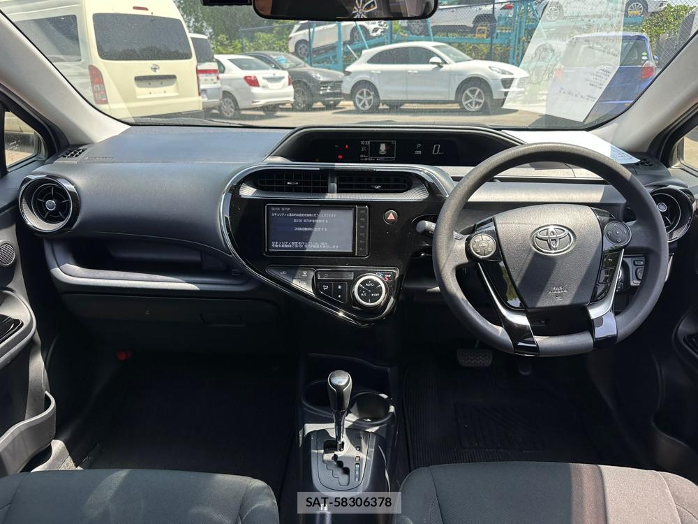 Toyota AQUA 2019 6787092-12