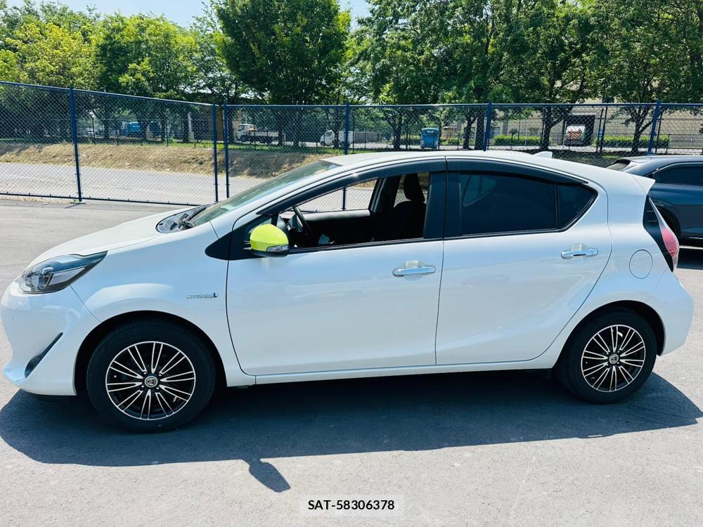 Toyota AQUA 2019 6787092-1