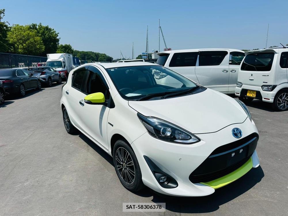 Toyota AQUA 2019 6787092-6