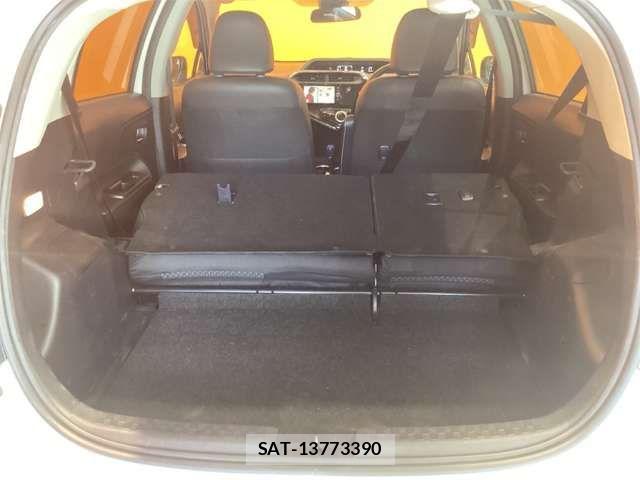 Toyota AQUA 2018-03 6901970-18