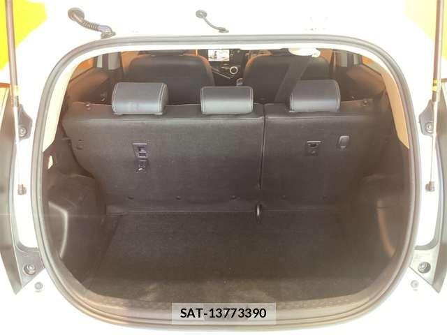 Toyota AQUA 2018-03 6901970-19