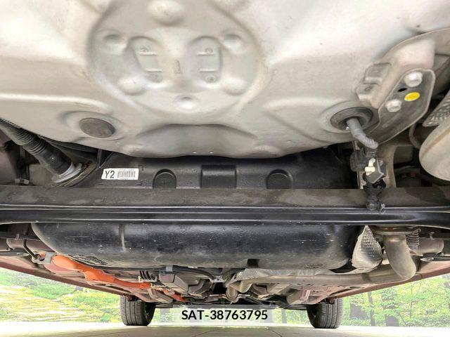 Toyota AQUA 2019-09 6901976-18