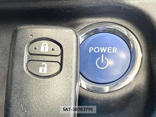 Toyota AQUA 2019-09 6901976-5