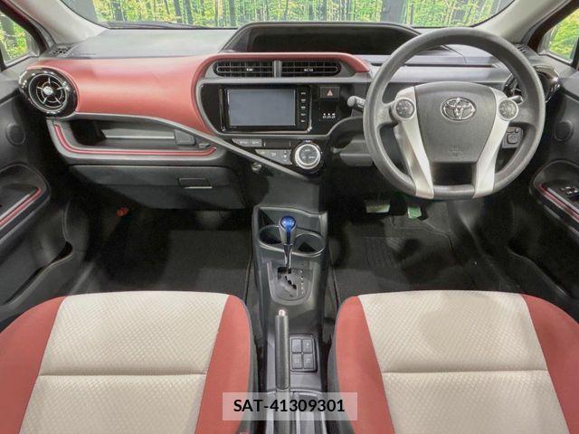 Toyota AQUA 2015-06 6902011-1
