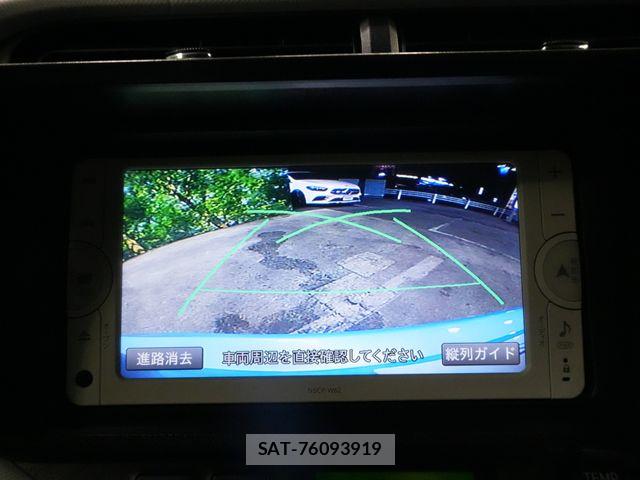Toyota AQUA 2013-07 6902046-11