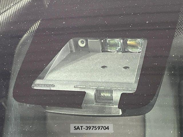 Toyota AQUA 2019-02 6901998-2