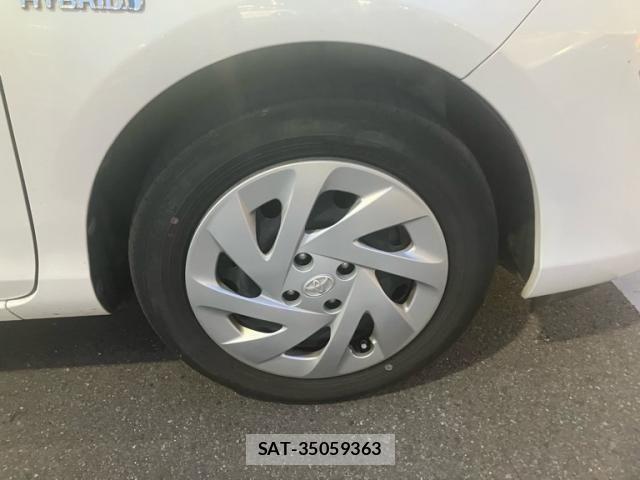 Toyota AQUA 2015-06 6902056-6