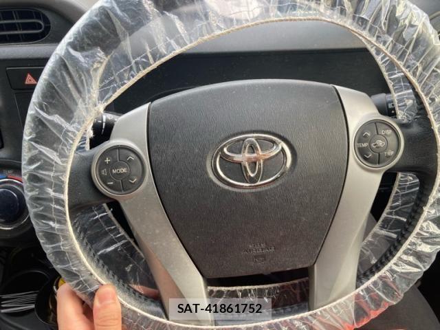 Toyota AQUA 2012-01 6901807-16