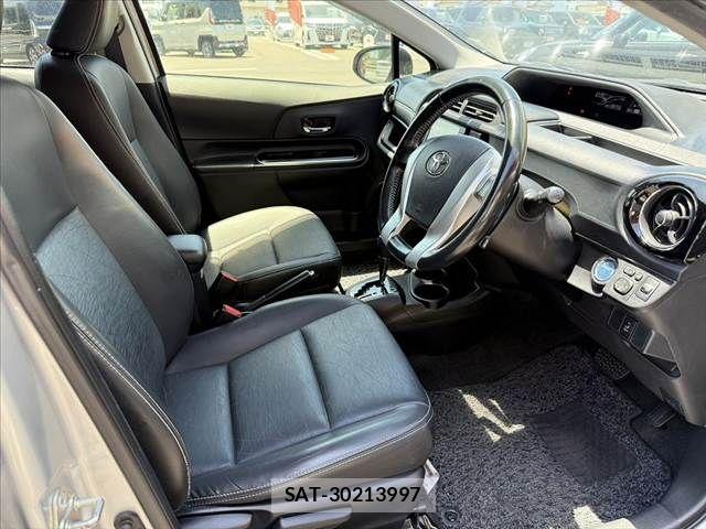 Toyota AQUA 2015-07 6901996-15