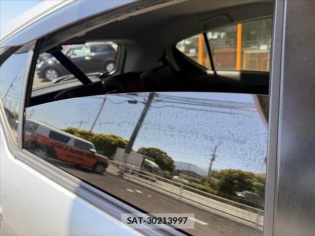 Toyota AQUA 2015-07 6901996-26