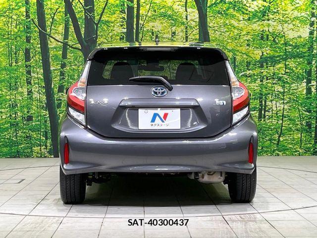 Toyota AQUA 2018-05 6901959-14