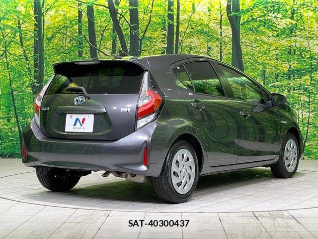 Toyota AQUA 2018-05 6901959-16