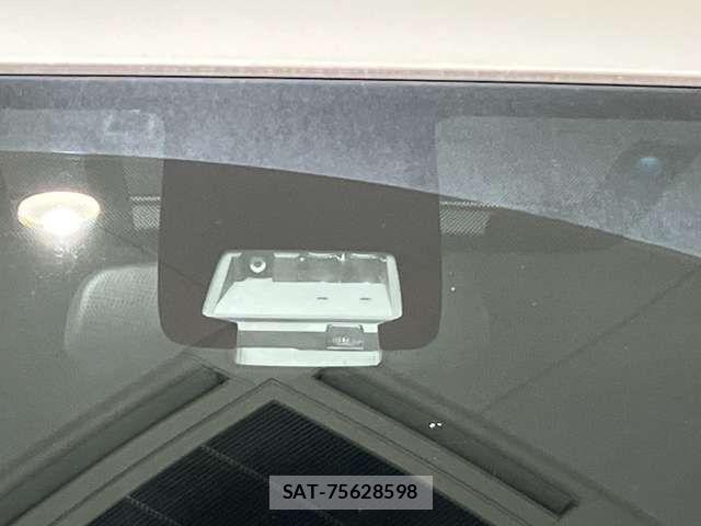 Toyota AQUA 2016-12 6901975-13