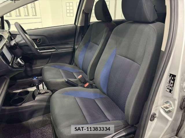 Toyota AQUA 2020-12 6901964-17