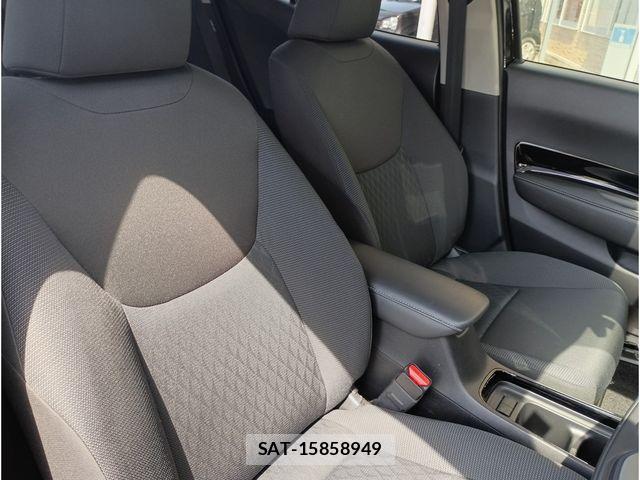 Toyota AQUA 2021-09 6901965-1