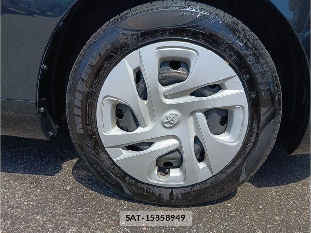 Toyota AQUA 2021-09 6901965-19