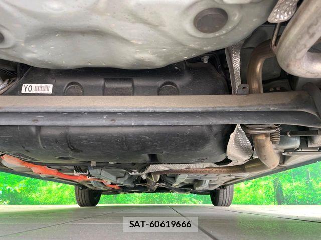 Toyota AQUA 2015-06 6902031-18