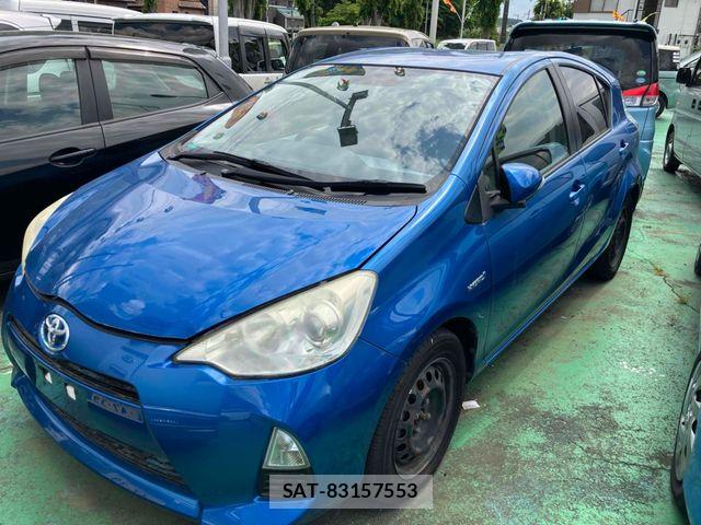 Toyota AQUA 2012-07 6902036-0