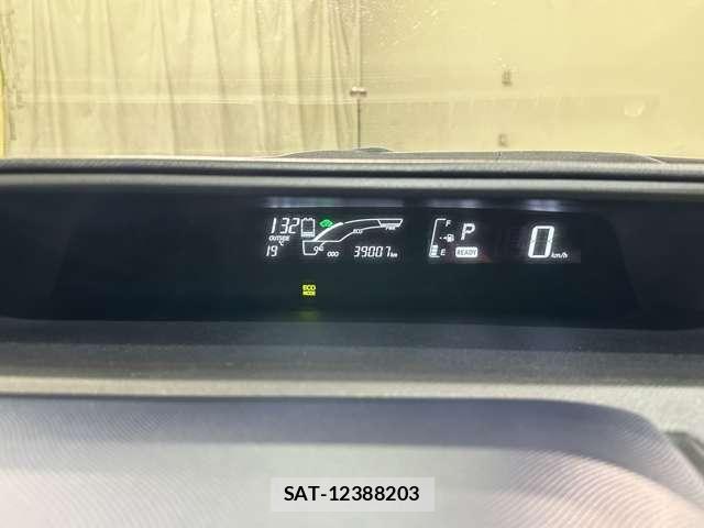 Toyota AQUA 2015-06 6902018-10