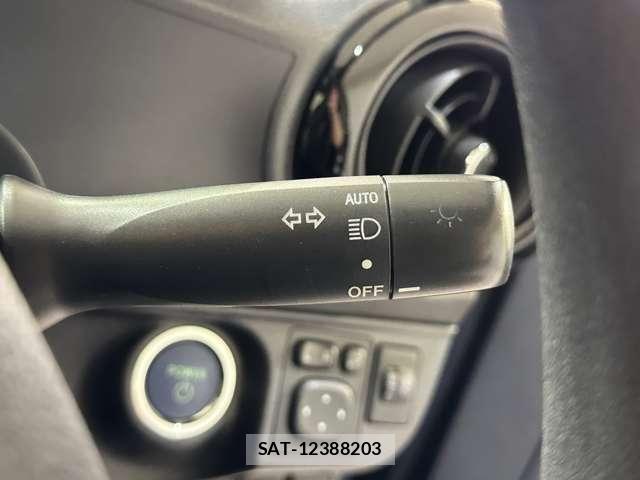 Toyota AQUA 2015-06 6902018-11