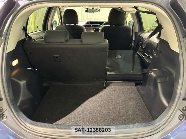 Toyota AQUA 2015-06 6902018-26