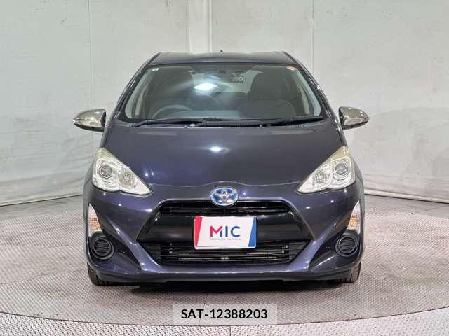 Toyota AQUA 2015-06 6902018-2