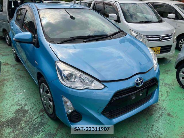 Toyota AQUA 2015-01 6902019-0
