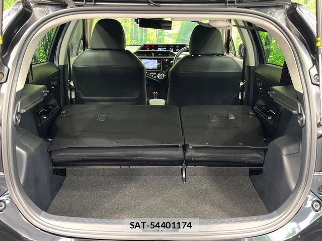 Toyota AQUA 2017-06 6901990-9