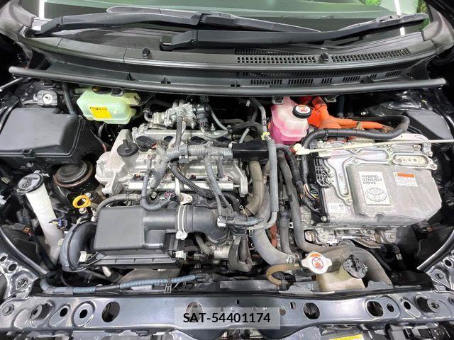 Toyota AQUA 2017-06 6901990-17