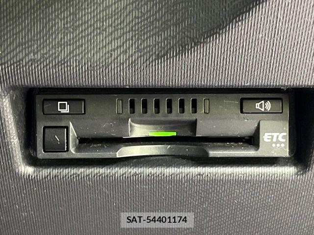 Toyota AQUA 2017-06 6901990-6
