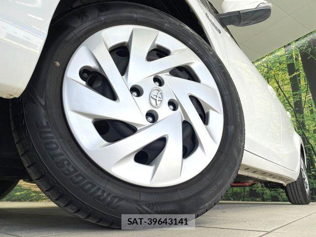 Toyota AQUA 2018-09 6901997-12