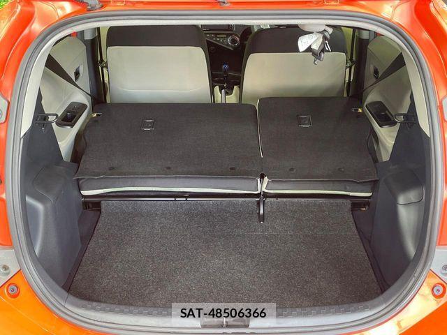 Toyota AQUA 2013-07 6902012-9