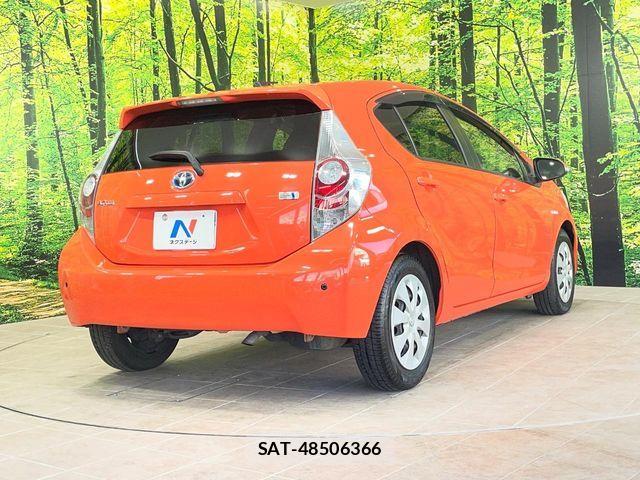 Toyota AQUA 2013-07 6902012-16