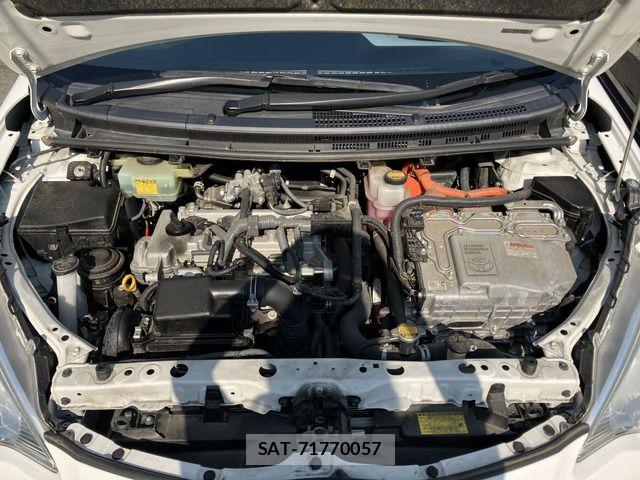 Toyota AQUA 2012-07 6902055-9