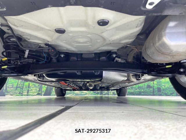 Toyota AQUA 2023-03 6901940-18