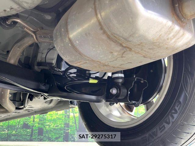 Toyota AQUA 2023-03 6901940-19