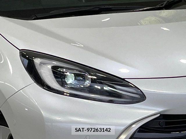 Toyota AQUA 2023-11 6901939-11