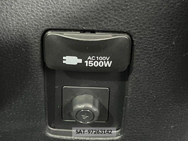 Toyota AQUA 2023-11 6901939-5