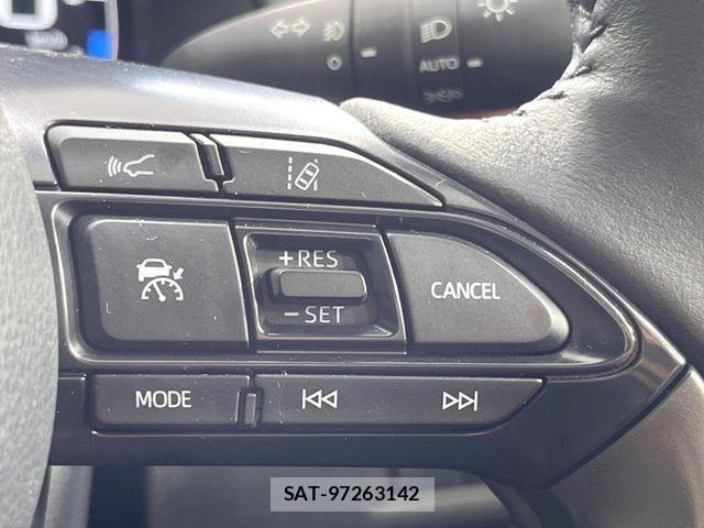 Toyota AQUA 2023-11 6901939-6