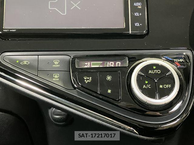 Toyota AQUA 2020-11 6901963-15