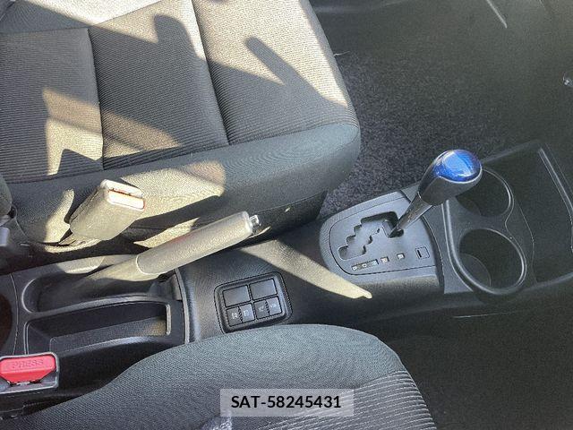 Toyota AQUA 2016-12 6901992-18