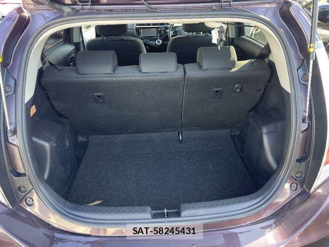Toyota AQUA 2016-12 6901992-3